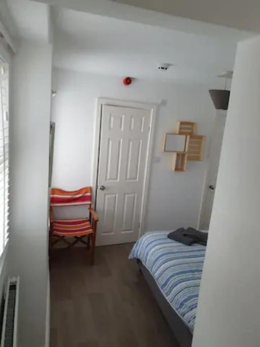 Orme View Dog Friendly Apartment Llandudno Exterior photo