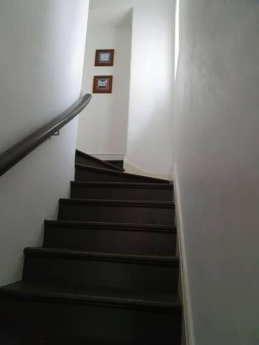 Orme View Dog Friendly Apartment Llandudno Exterior photo